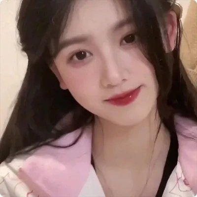 蒙娜丽莎与血月亮